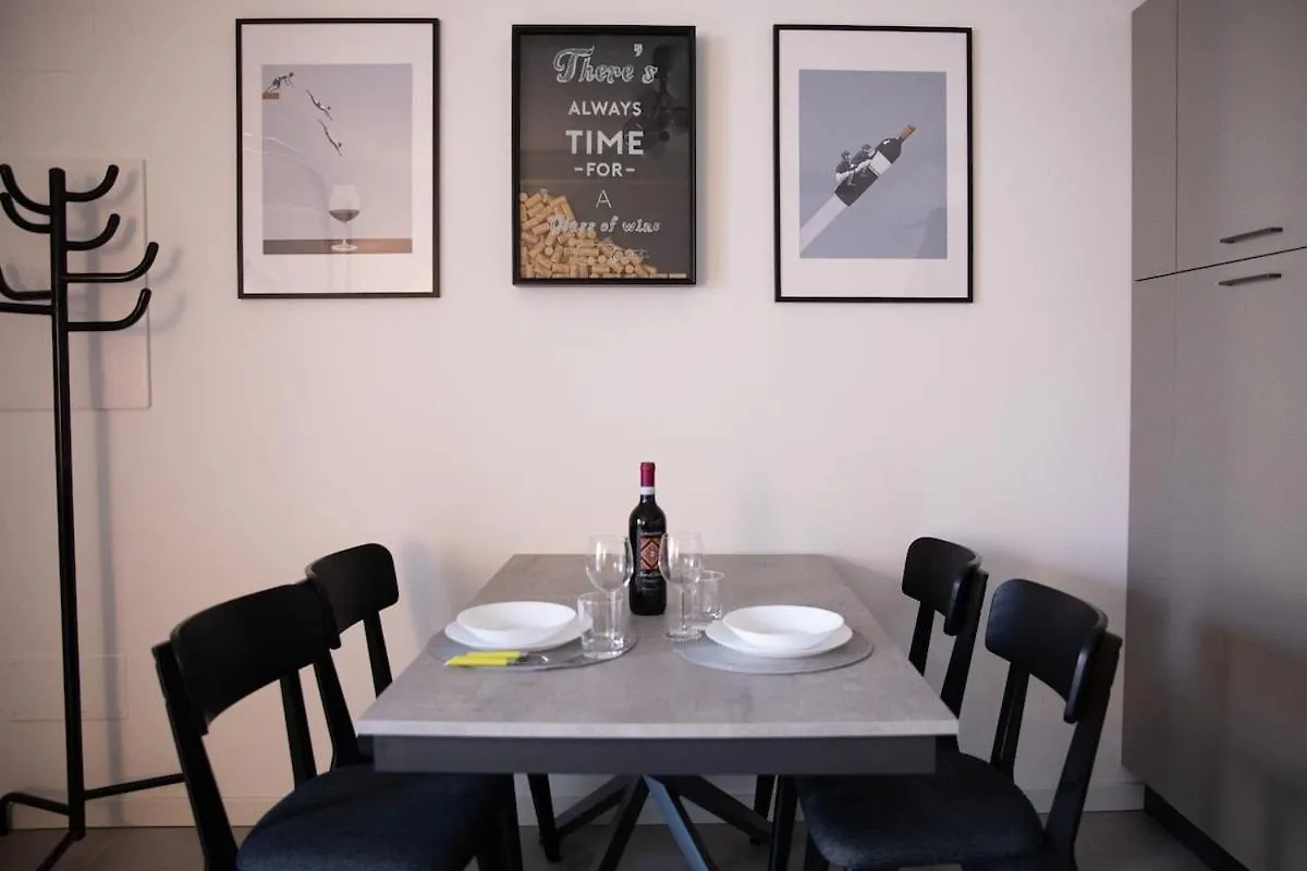 Apartamento Certosa-Citylife-Sansiro With Terrace, Air Conditioner, Free Wi-Fi And Parking Milão