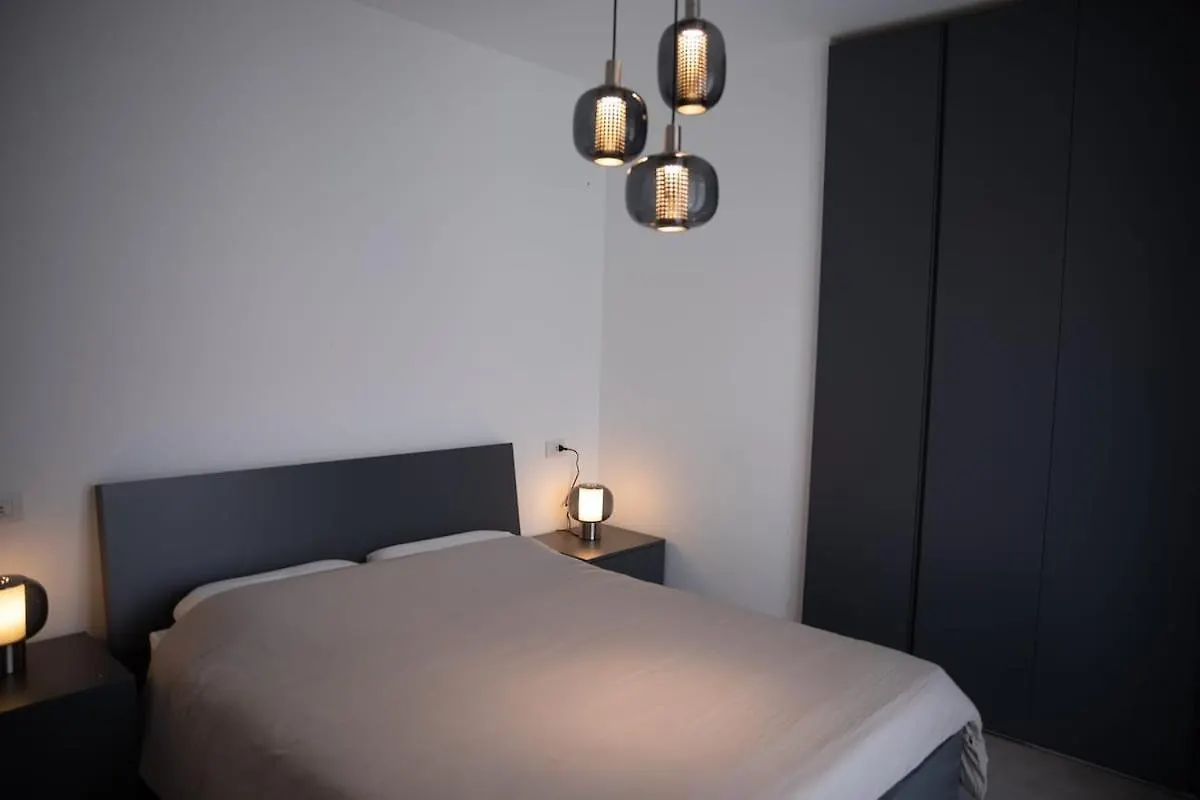 Apartamento Certosa-Citylife-Sansiro With Terrace, Air Conditioner, Free Wi-Fi And Parking Milão Itália